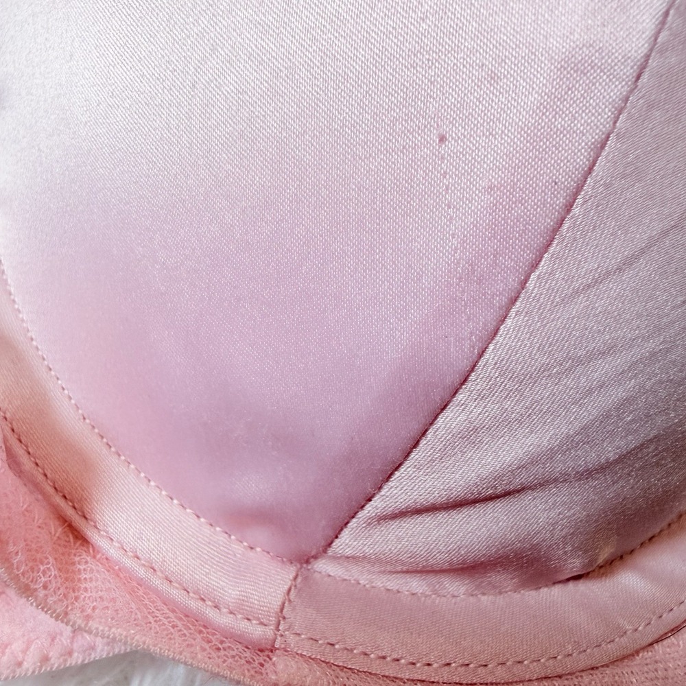 Victoria's Secret Very Sexy Pink Rhinestone Balconette Bra 32B Y2K - Picture 4 of 16